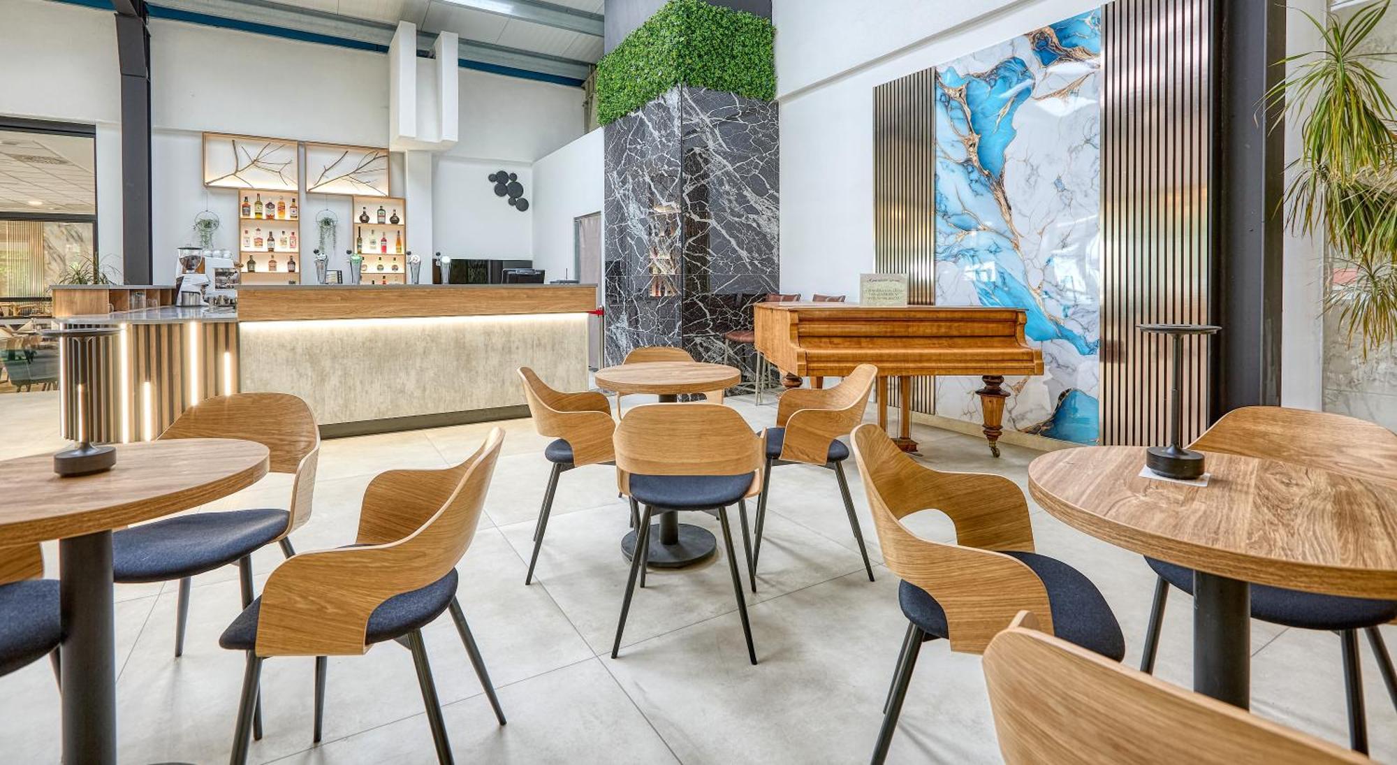 סופרון Hotel Szieszta מראה חיצוני תמונה