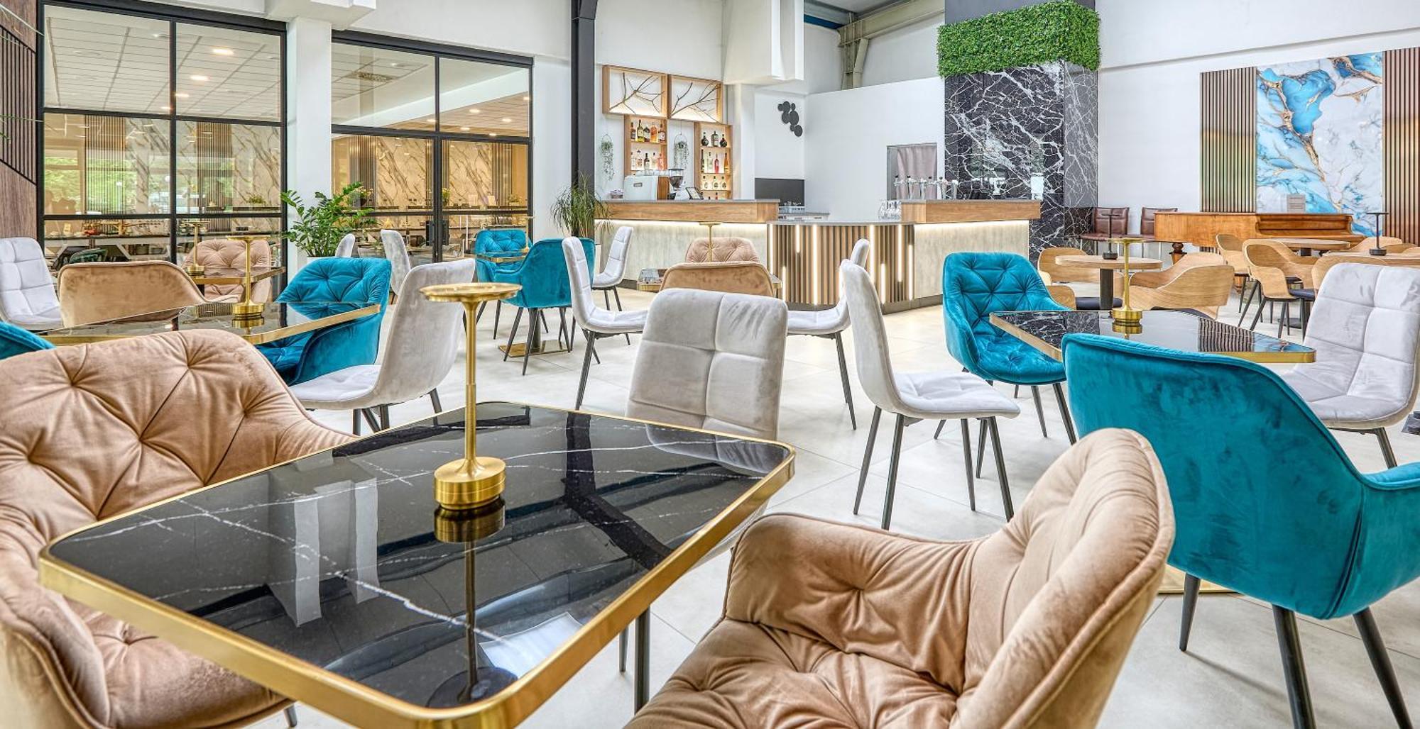 סופרון Hotel Szieszta מראה חיצוני תמונה