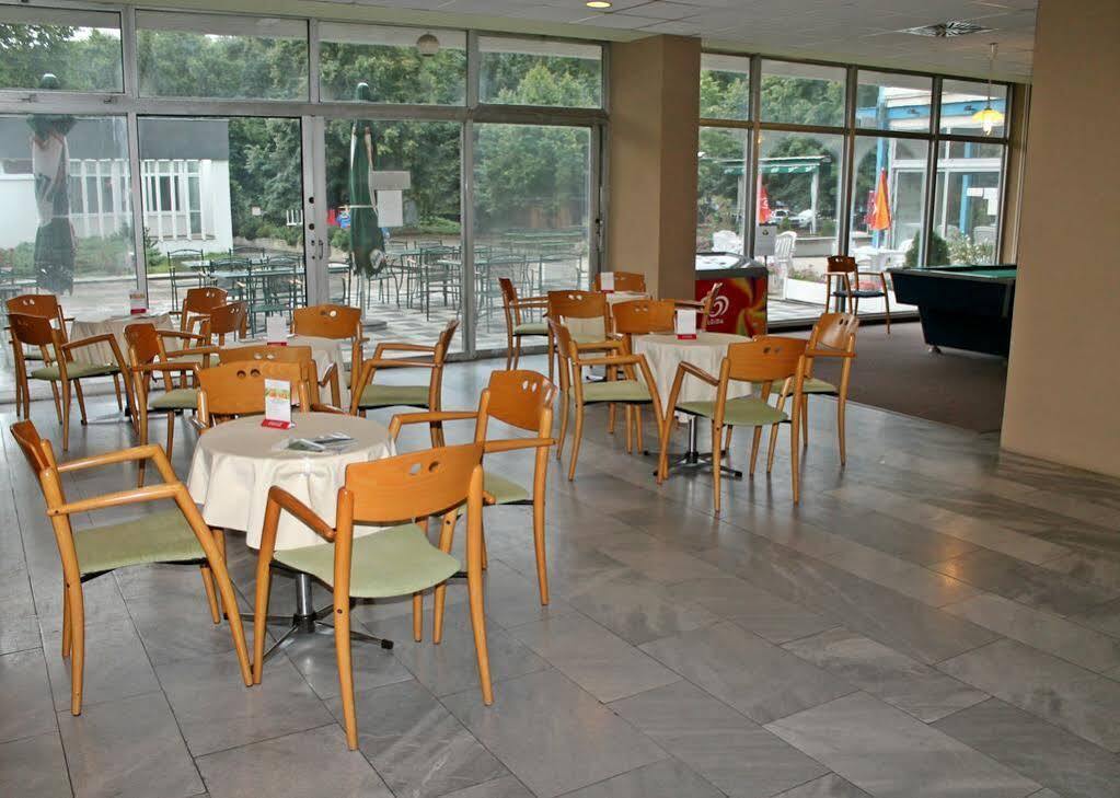 סופרון Hotel Szieszta מראה חיצוני תמונה