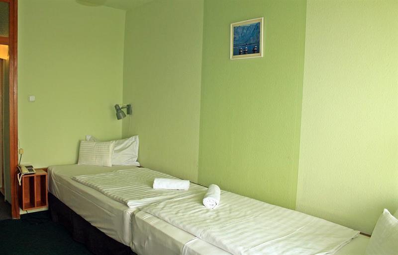סופרון Hotel Szieszta מראה חיצוני תמונה
